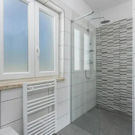 Villa Stone Luxury Gajana