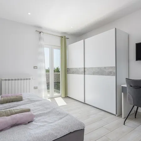 Villa Stone Luxury *