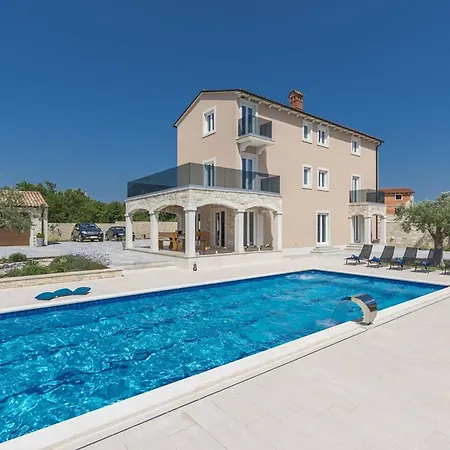 Villa Stone Luxury Gajana