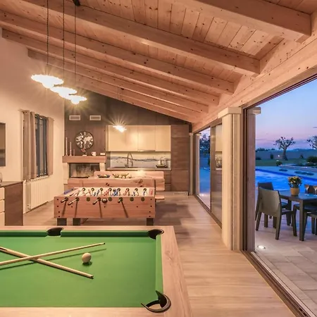 Stone Luxury Villa Gajana