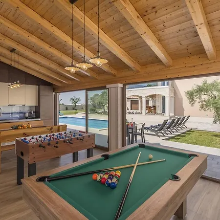 Villa Stone Luxury *